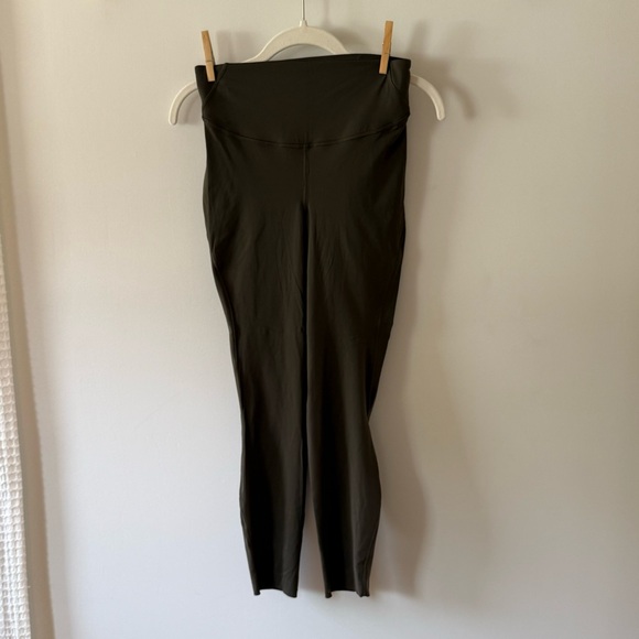 Lululemon Base Pace High-Rise Tight 25" - Picture 3 of 4